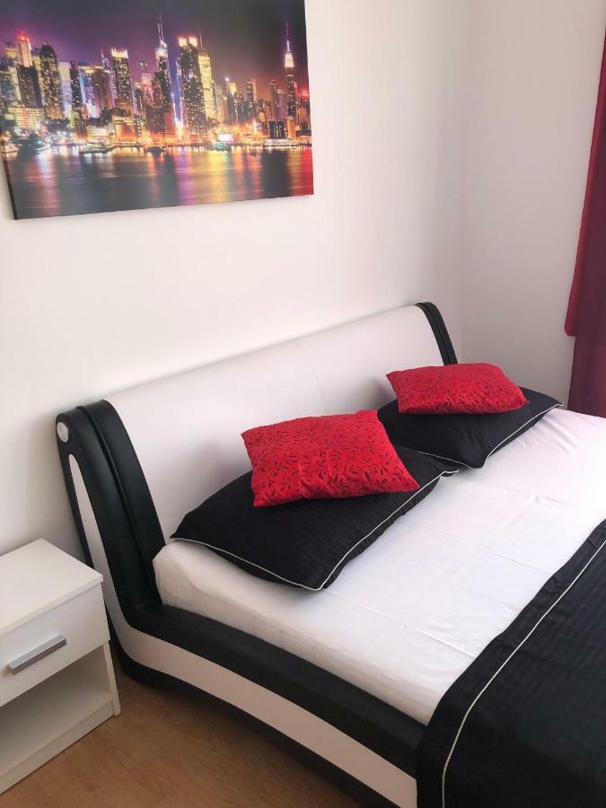 Apartments Mira Biograd Na Moru Exteriér fotografie